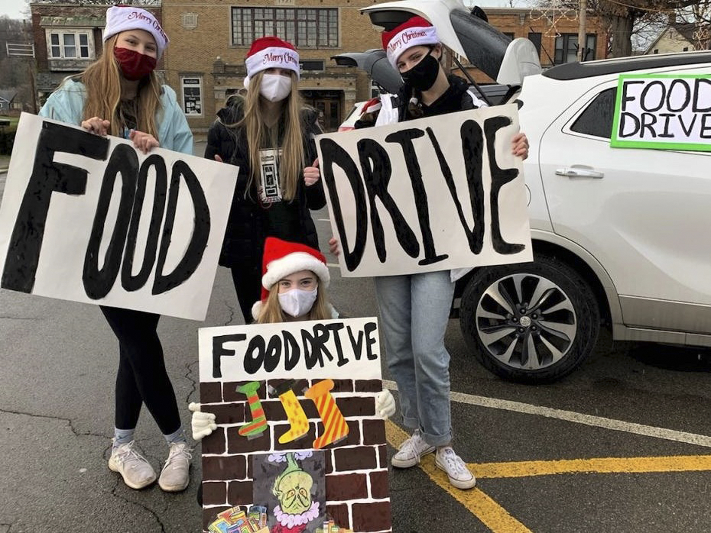 Food drive delivers at Christmas | News, Sports, Jobs - Vimarsana News